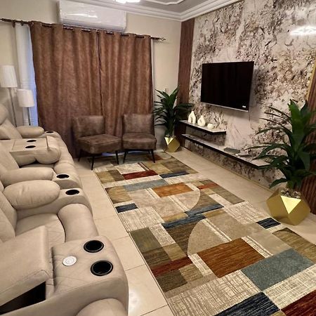 Luxurious Vip Apartment In Madinaty Furnished With High End Hotel Furniture Exterior foto