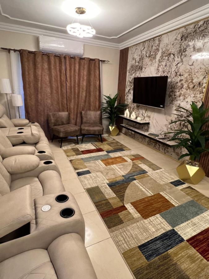 Luxurious Vip Apartment In Madinaty Furnished With High End Hotel Furniture Exterior foto