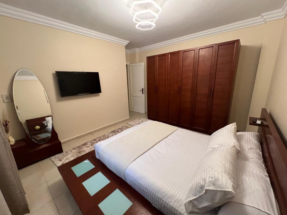 Luxurious Vip Apartment In Madinaty Furnished With High End Hotel Furniture Exterior foto