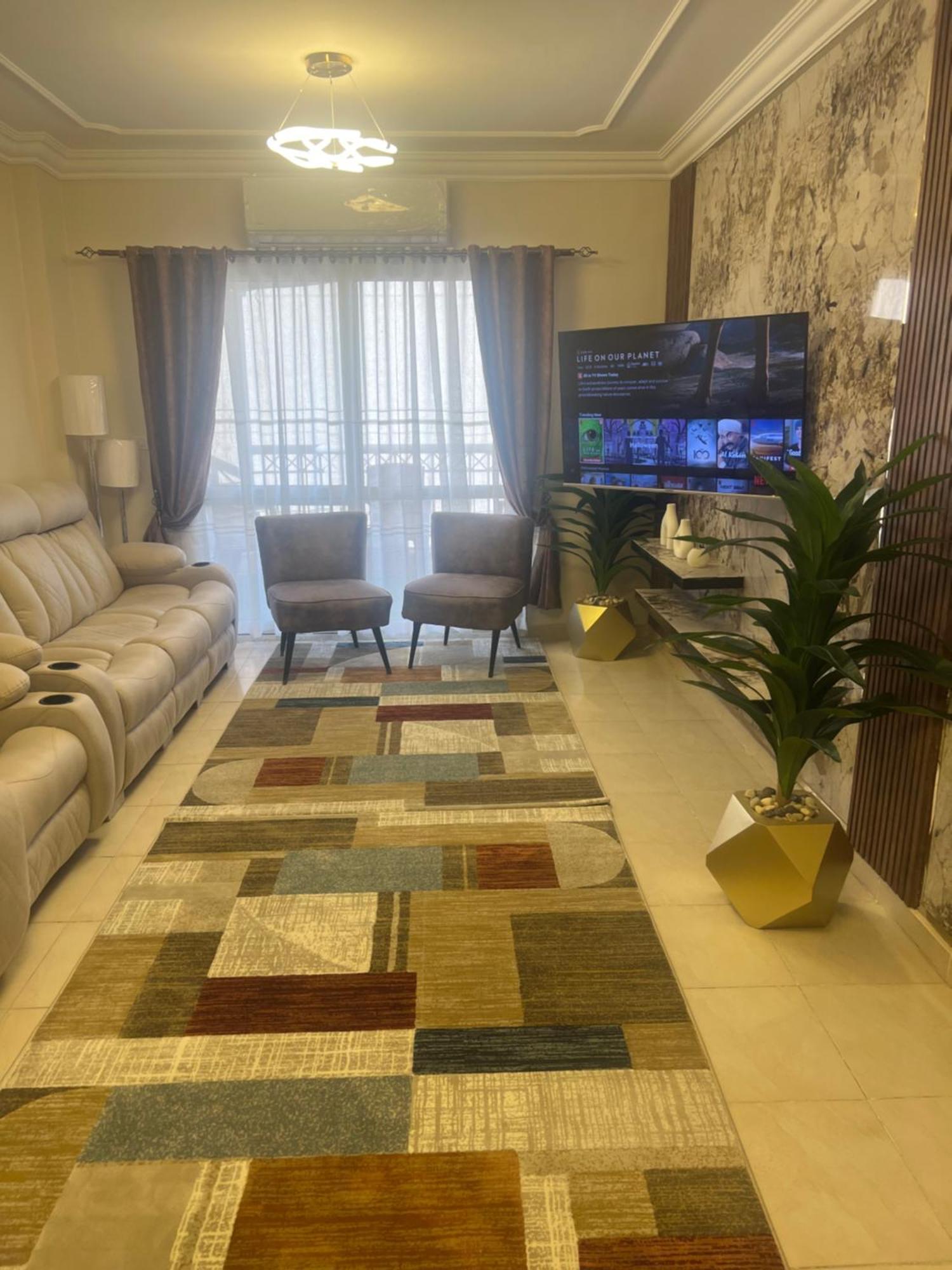 Luxurious Vip Apartment In Madinaty Furnished With High End Hotel Furniture Exterior foto